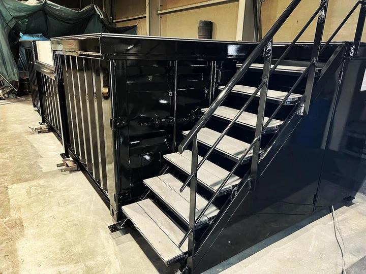 6 m schwarzer Containerpool